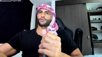 Gay studs undress for big cock fun with tight muscle guys - ivid.com