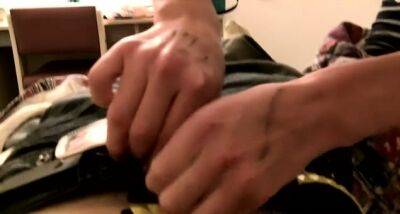 Gay dude gets a nice sloppy oral sex from his boyfriend - drtuber.com